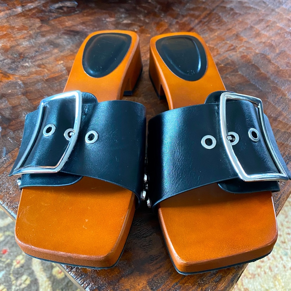 Zara black flat sandals